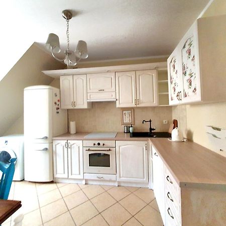 Apartament Parkowy โอสโตรดา ภายนอก รูปภาพ